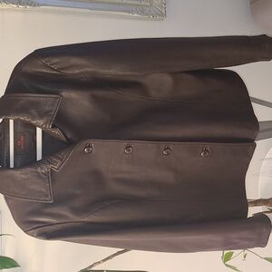 Danier leather jaket souple..XL impecable !!**